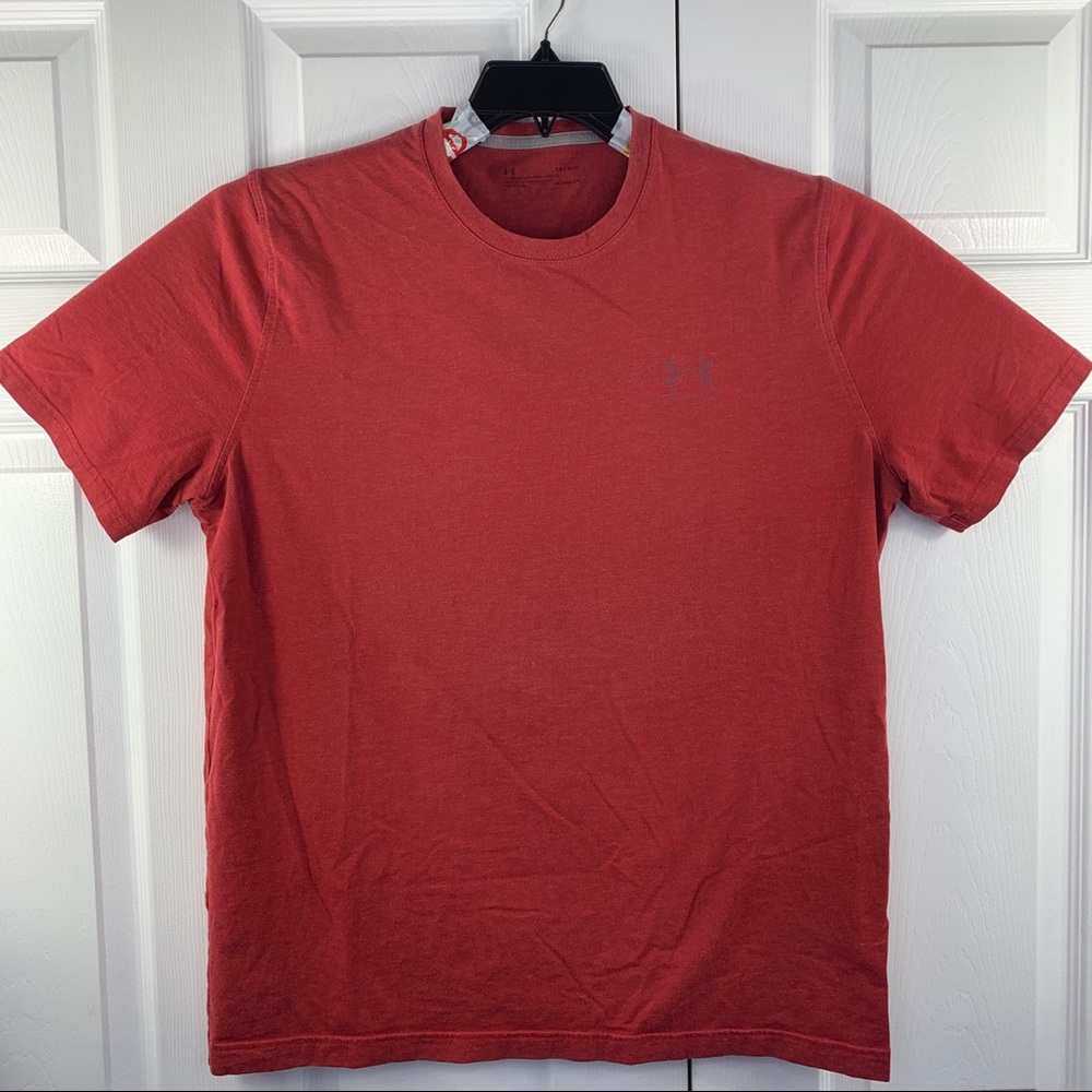 Under Armour Loose Red T Shirt Large